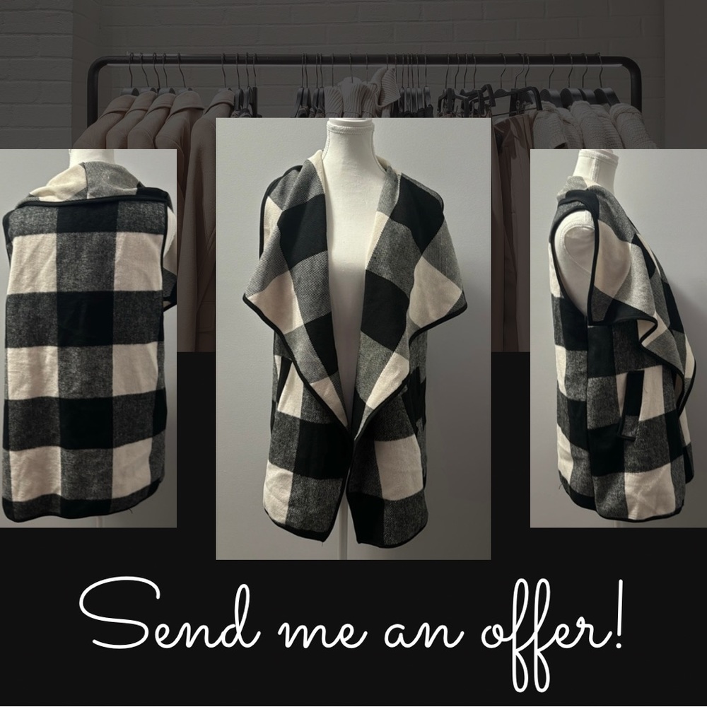 Woman’s Black Plaid Vest/Cardigan with Pockets